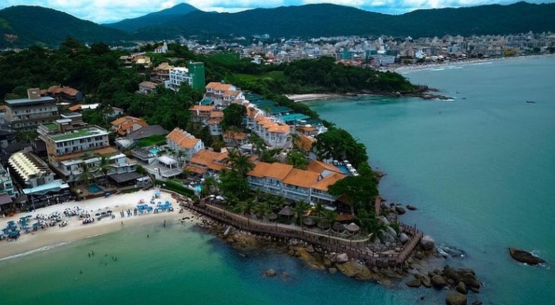 Bombinhas Tourist Apart Bagian luar foto