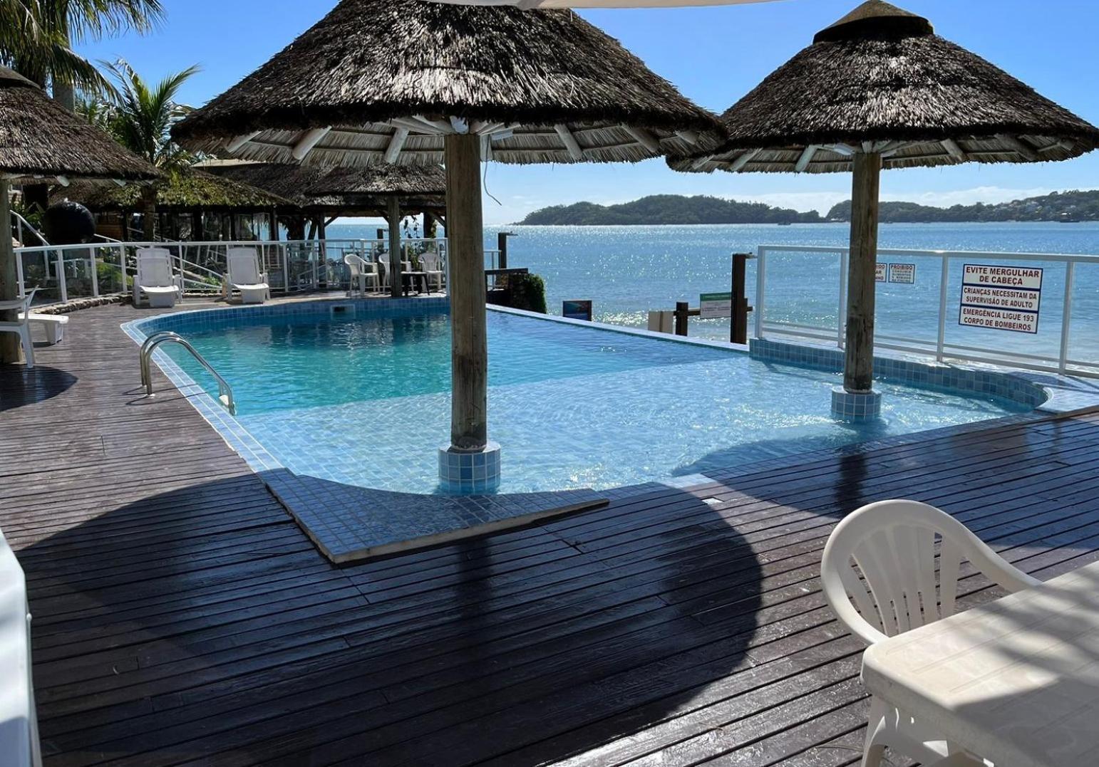 Bombinhas Tourist Apart Bagian luar foto